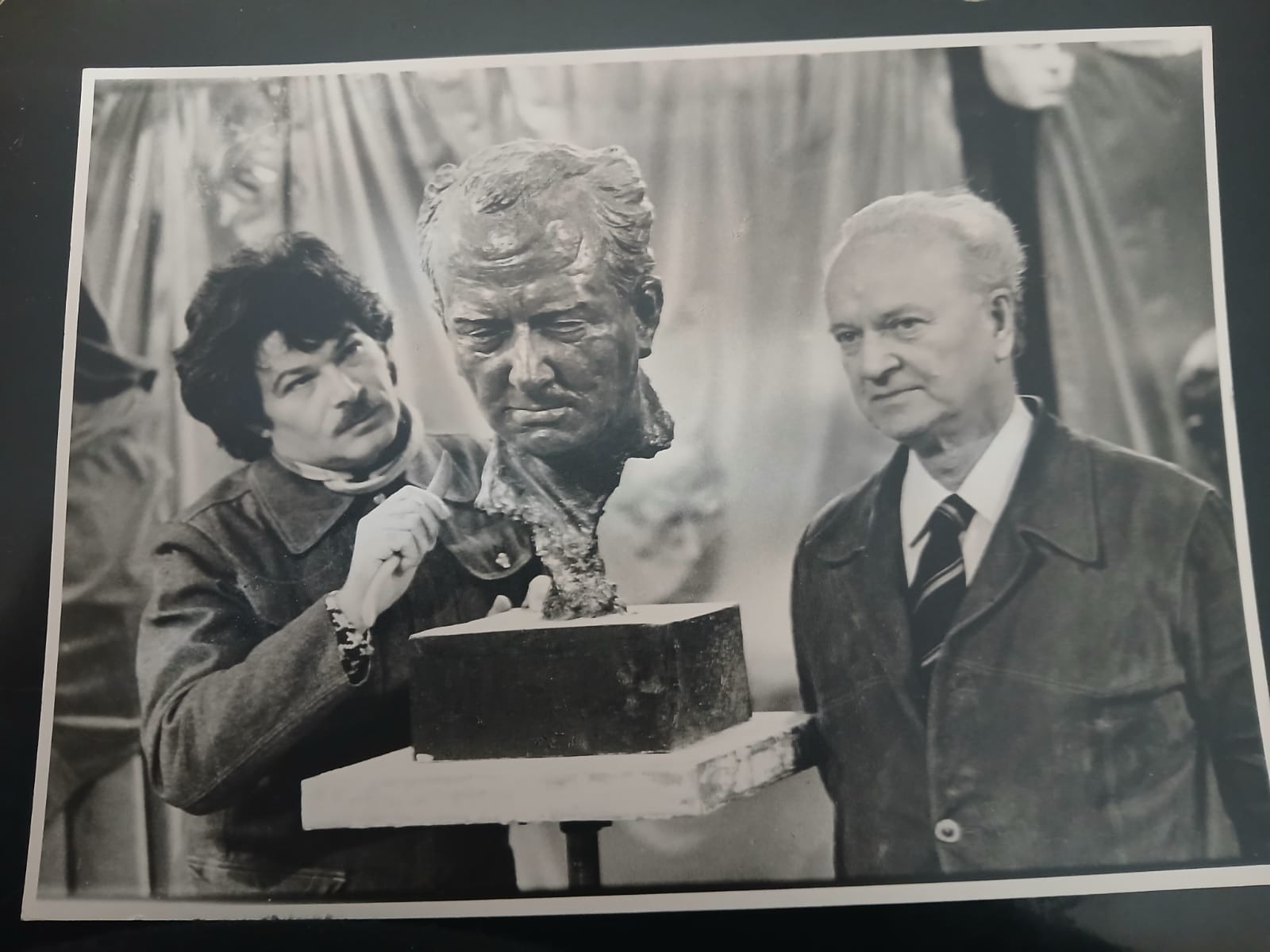 With sculptor P. Shapiro.